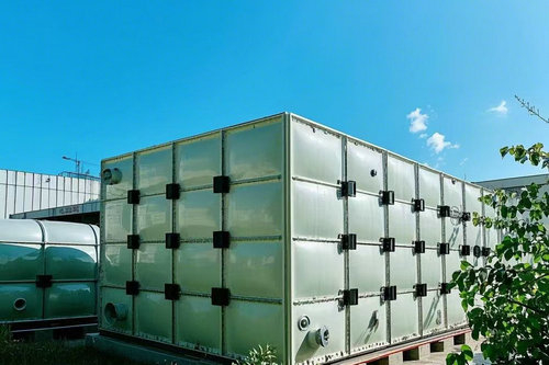 焦作玻璃钢生活水箱的使用寿命一般是多久这里说说