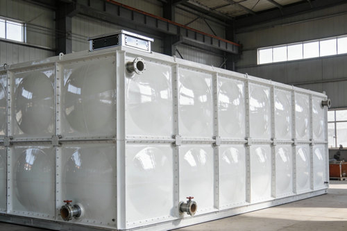 焦作玻璃钢水箱的标准板材厚度是多少？